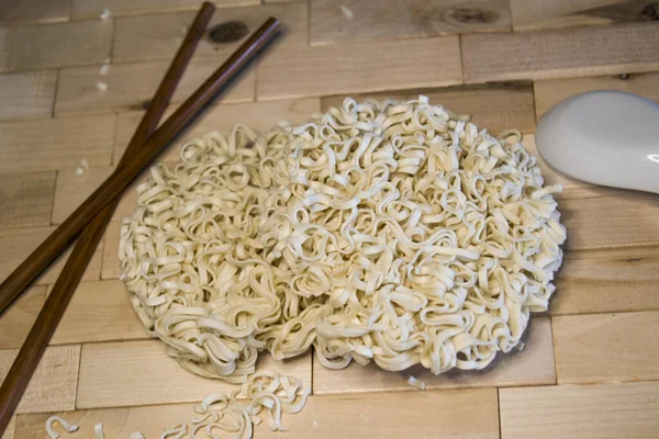 Instant Noodles Prepare Ramen Wooden Table — Stock Photo, Image