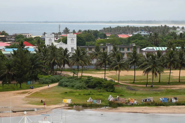 Stadt an der Meeresküste. toamasina, madagaskar — Stockfoto