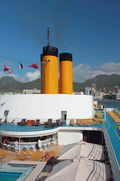Decks of cruise liner. Port Louis, Mauritius — Stock Photo, Image