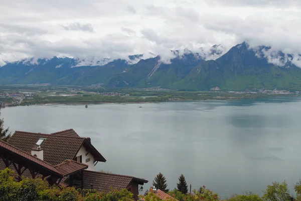 Lake Geneva, flood plain of river Rhone and Alps. Montreux, Switzerland — Stock Photo, Image