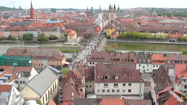 Город на Майн Ривер. Врцбург, Бавария, Германия — стоковое видео