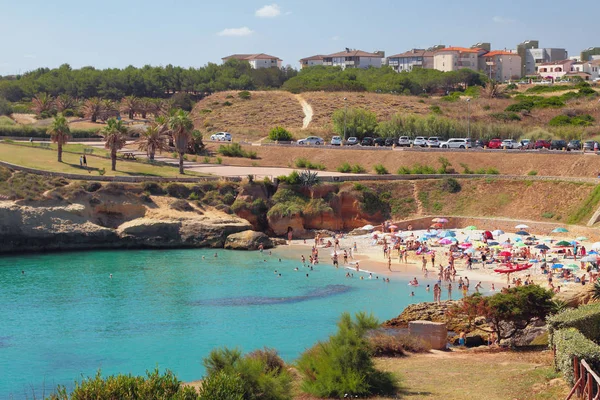 Plaj, Körfez, kıyı Parkı. Porto Torres, İtalya