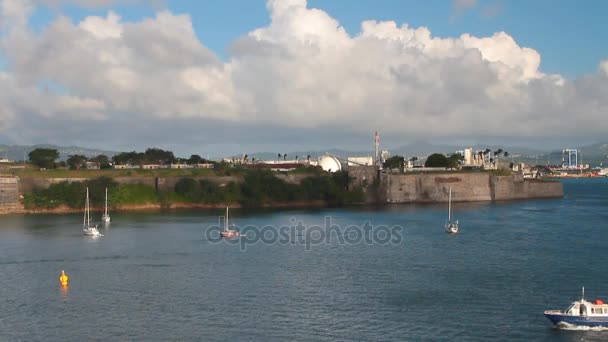 Bateau Passagers Pour Golfe Aux Murs Forteresse Fort Saint Louis — Video