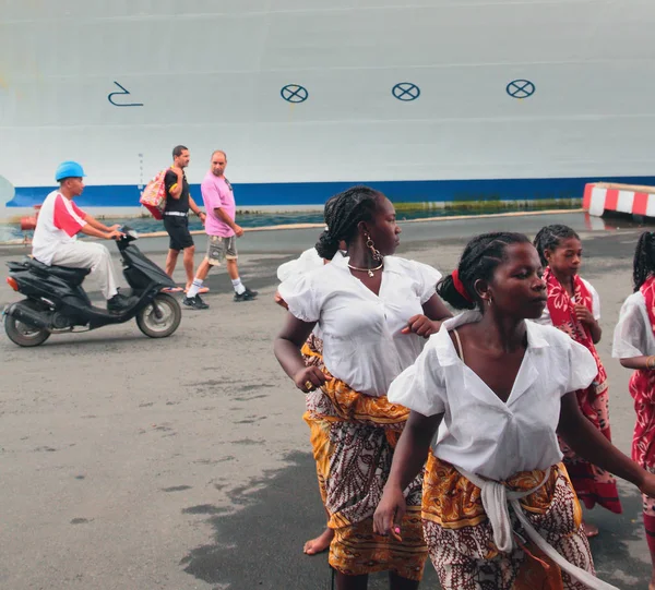 Malagasias Bailando Puerto Toamasina Madagascar — Foto de Stock