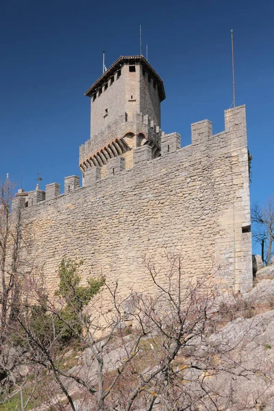 Medieval tower fortress. Guaita, San Marino — Stock Photo, Image