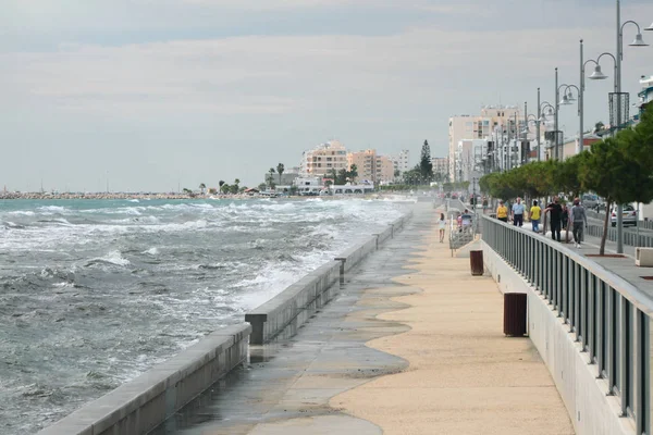 Terraplén Ciudad Mar Shtorming Larnaca Chipre —  Fotos de Stock