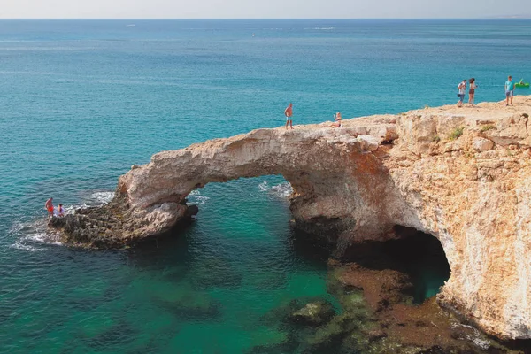 Pont Des Amoureux Arche Pierre Naturelle Agia Napa Chypre — Photo