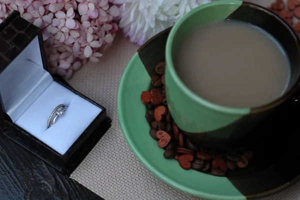 Teklif elleri ve kalp