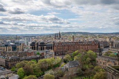 Edinburgh şehir ve kale tepe görünümünden Pentland Hills