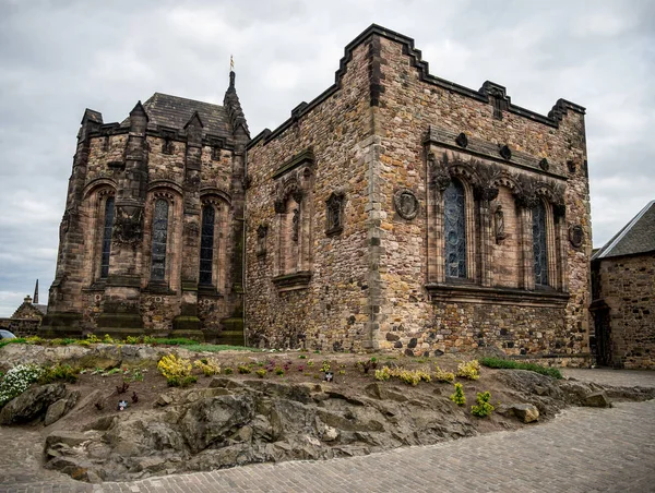 İskoç Ulusal Savaş Anıtı Edinburgh Kalesi içinde