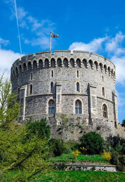 Windsor, İngiltere, Nisan 2017: Buckingham Sarayı ve Victoria Memorial modelleri Legoland rüzgarlar — Stok fotoğraf