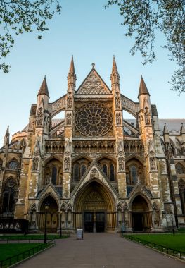 Londra, İngiltere, Nisan 2017: Açık giriş Parlamento Meydanı'nda St Margaret's kiliseye