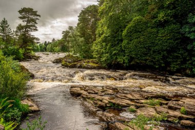 Falls Nehri'nin Dochart Loch Lomond ve Trossachs Milli Parkı