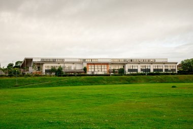 Görünümden futbol sahası dışında Westfield park Aberdeen köprü Don Akademisi
