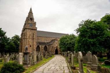 Seaton park, Aberdeen yakınındaki St Machar katedral giriş için bir yol