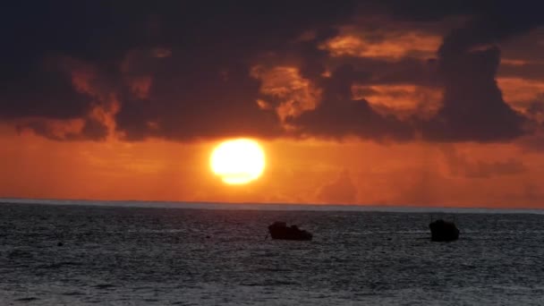 Путешествуя Удивительным Диким Отдаленным Маркизским Островам Французской Полинезии Южной Части — стоковое видео
