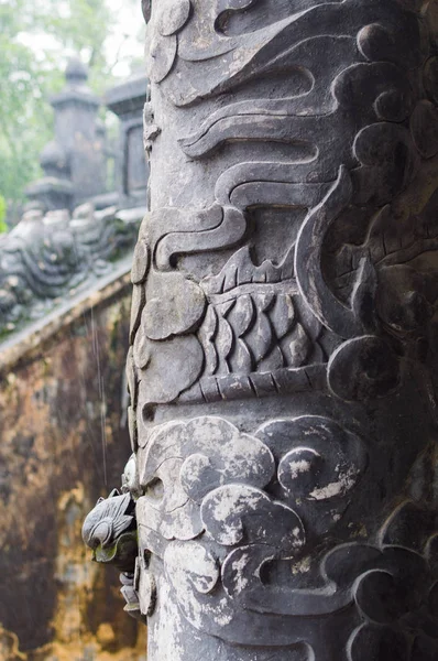 Tumba del emperador Khai Dinh, Hue, Vietnam — Foto de Stock