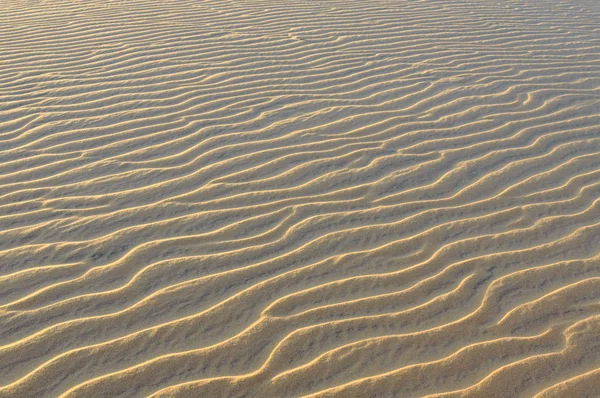 Textura de ondas de areia. Deserto . — Fotografia de Stock