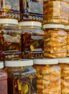 Cam kutular turşu karides