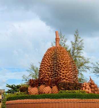 Big durian monument clipart
