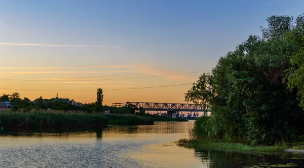 Lever de soleil sur la rivière. River Don. Région de Rostov . — Photo