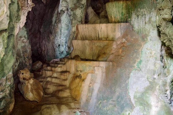 Formaciones geológicas en la Cueva Phraya Nakhon. Tailandia —  Fotos de Stock