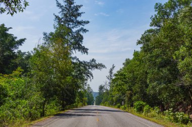 Tayland ili kırsal asfalt yol