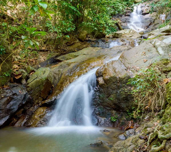 Kathu şelale Tayland Phuket Adası