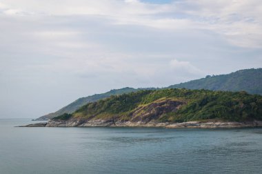 Phromthep cape bakış açısıyla günbatımı gökyüzü Phuket, Tayland