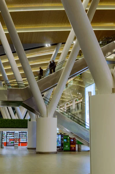 Rostov em Don, Rússia - 12 de dezembro de 2017: Aeroporto Internacional Platov, interior do edifício — Fotografia de Stock