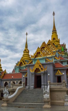 WAT Thang Sai, Phra Mahathat Chedi Phakdee Prakat, tanga Chai, Bang Saphan bölge