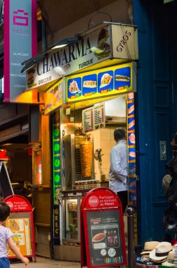 Kebap Restoran Latin Quarter. Fransa, Paris, 04 Ekim 2014