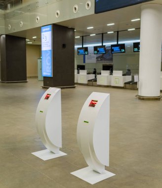 Uluslararası Havaalanı Platov, otomatik bilet ve sınır yazıcı geçmek. Rostov on Don, Rusya Federasyonu - 12 Aralık 2017