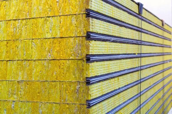 Packing sandwich panel sustainable insulated. Fiber material for wall building