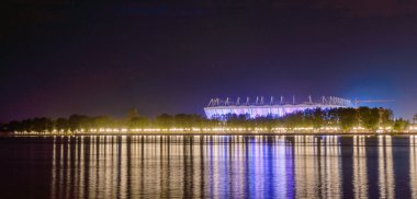 Rusya, Rostov-on-Don, 11 Mayıs 2018: Futbol stadyumu Rostov Arena. Stadyumun 2018 Dünya Kupası için. Gece aydınlatma.