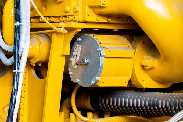 Fragment Yellow Industrial Diesel Engine Electrical Generator Power Station — Stock Photo, Image