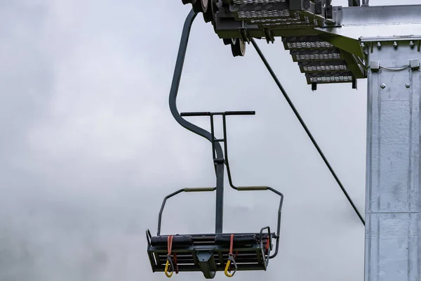 Funiculaire Avec Sièges Dans Station Montagne — Photo