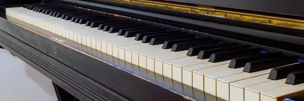 Sluiten Van Piano Toetsen Nauwe Hoekweergave — Stockfoto
