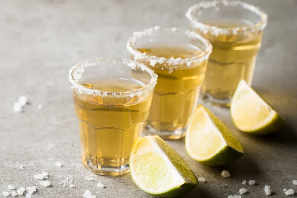 Makro Fokus Foto Skott Gyllene Mexikanska Tequila Med Lime Och — Stockfoto