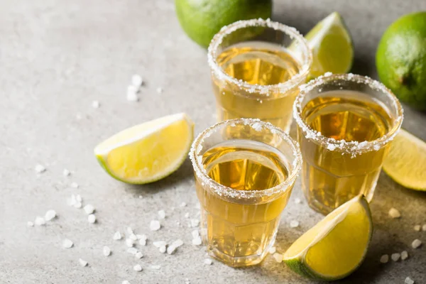 Macro Focus Photo Shots Golden Mexican Tequila Lime Salt Wooden — Stock Photo, Image