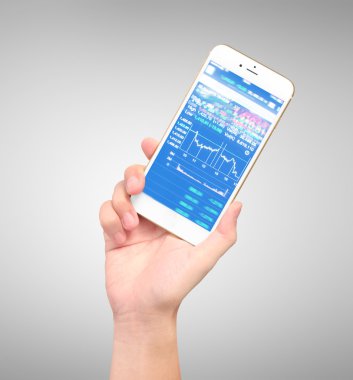 Akıllı telefon elinde.