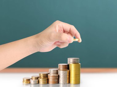 Sikke para koyarak el eller