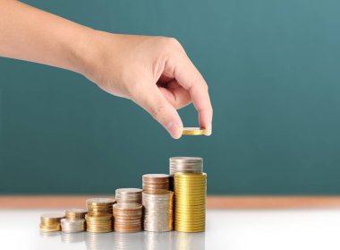 Sikke para koyarak el eller