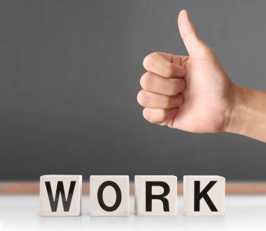 el başparmak gösterilir 