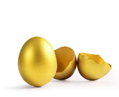 izole altın Paskalya yortusu yumurta