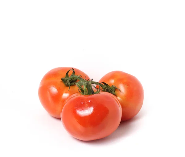 Красные помидоры спелые натуральные — стоковое фото