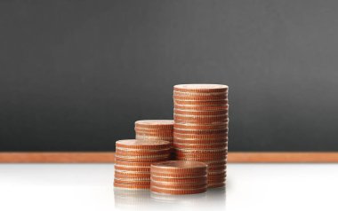  Madeni paralar borsa grafiği