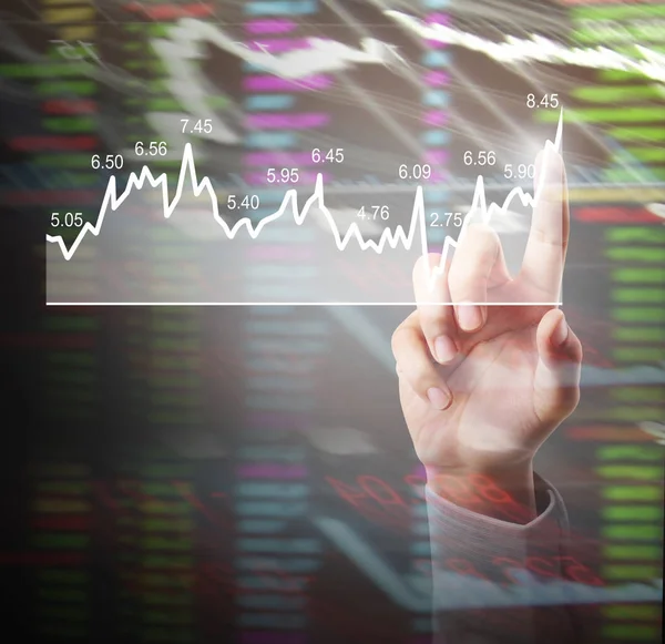 işadamı ile elden gelen finansal simgeler