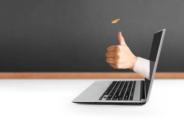 Dizüstü alüminyum gövde