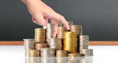 Sikke para koyarak el eller